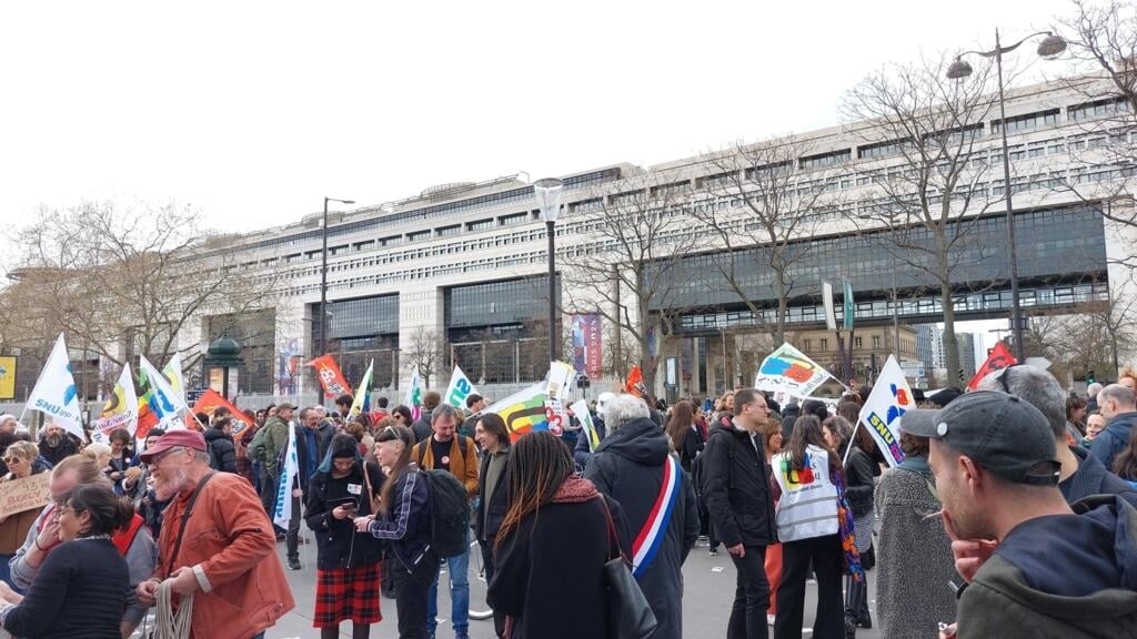 Actualites-france-en-greve-les-professeurs-de-Seine-Saint-Denis-manifestent-a